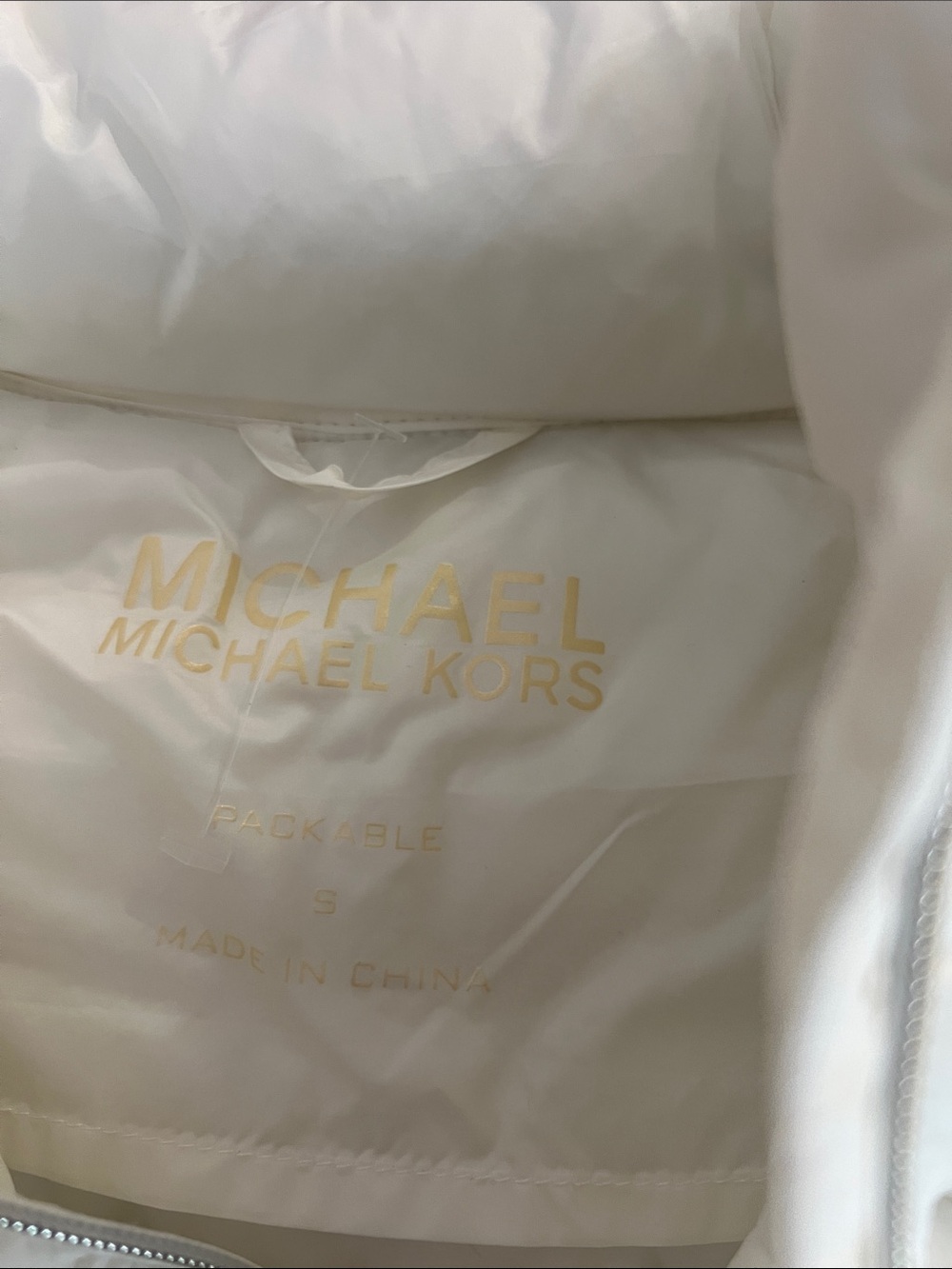 Michael Kors Women's White Quilted Puffer Jacket - Picture 3 of 4
